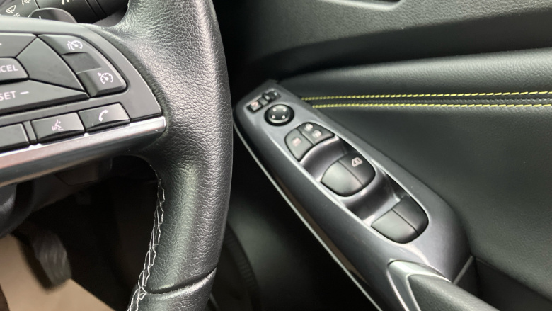 Nissan Juke 1.0 DiG-T 114 Kiiro 5dr DCT Petrol Hatchback